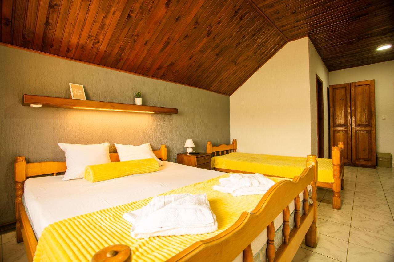Guest House Vila Alexandar Palić Esterno foto